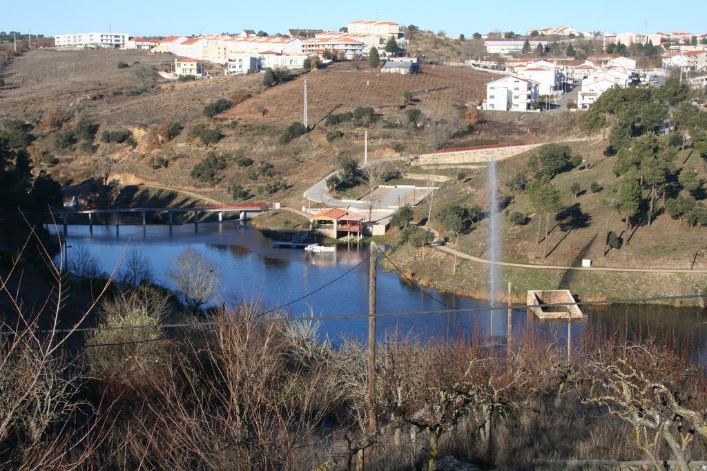 Gasthaus Quinta De La Barandica Miranda do Douro Exterior foto